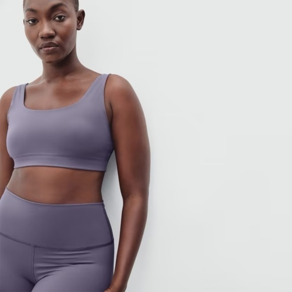Everlane Perform Sports Bra Plum Activewear Workout Gym NWT